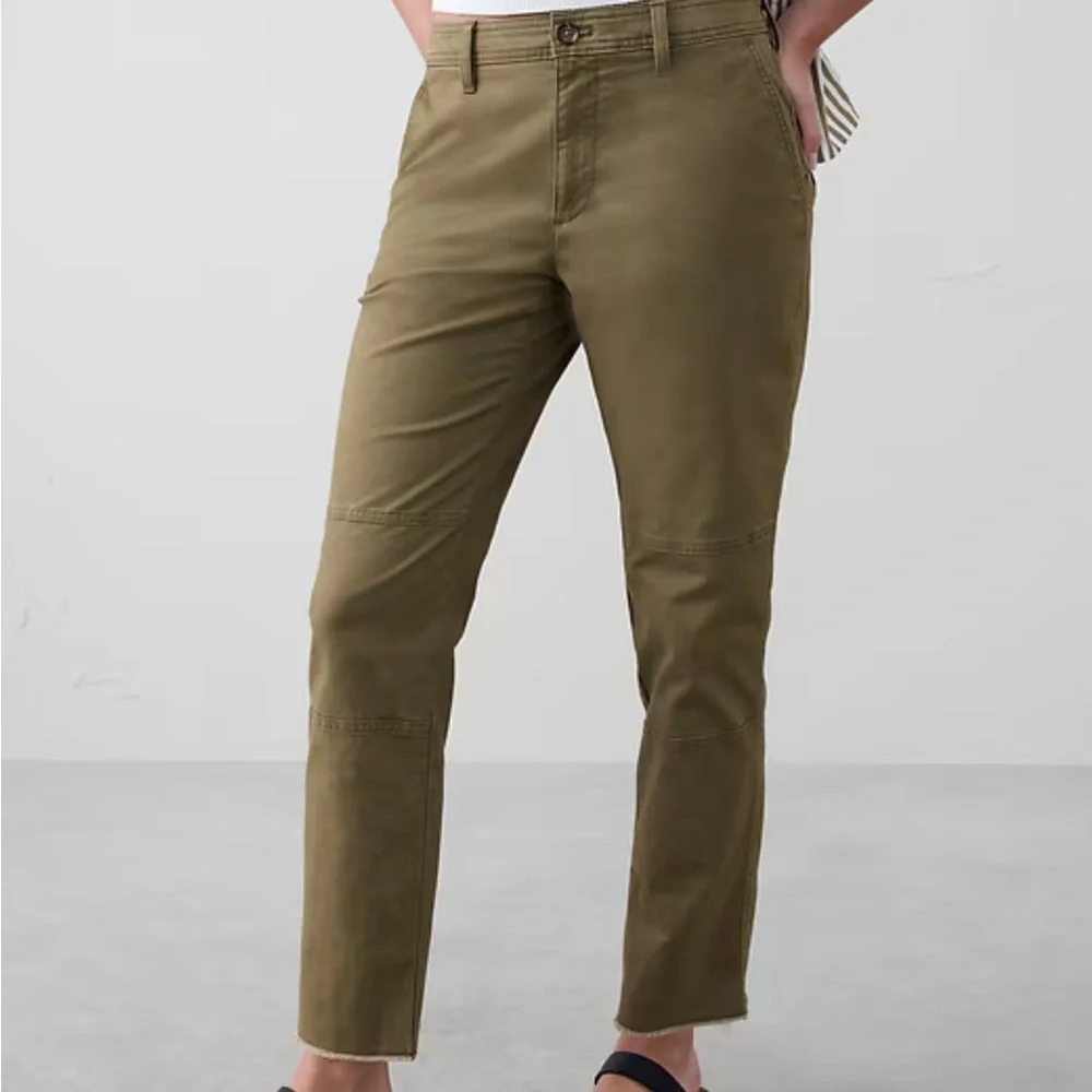 NWOT Banana Republic Slim Mid Rise Pull-On Chino - Picture 3 of 11